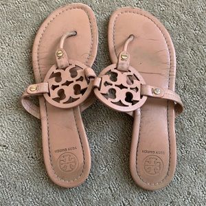 Tory Burch
Miller Flat Leather Logo Slide Sandals
